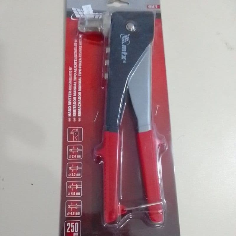Rebitador manual tipo alicate