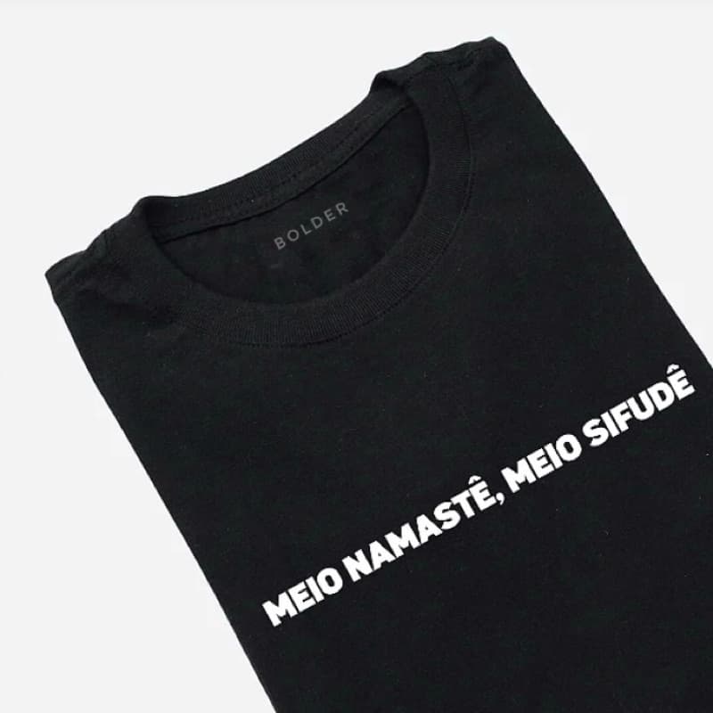 Camisetas frases engraçadas Meio Namastê, meio Sefudê masculina / feminina
