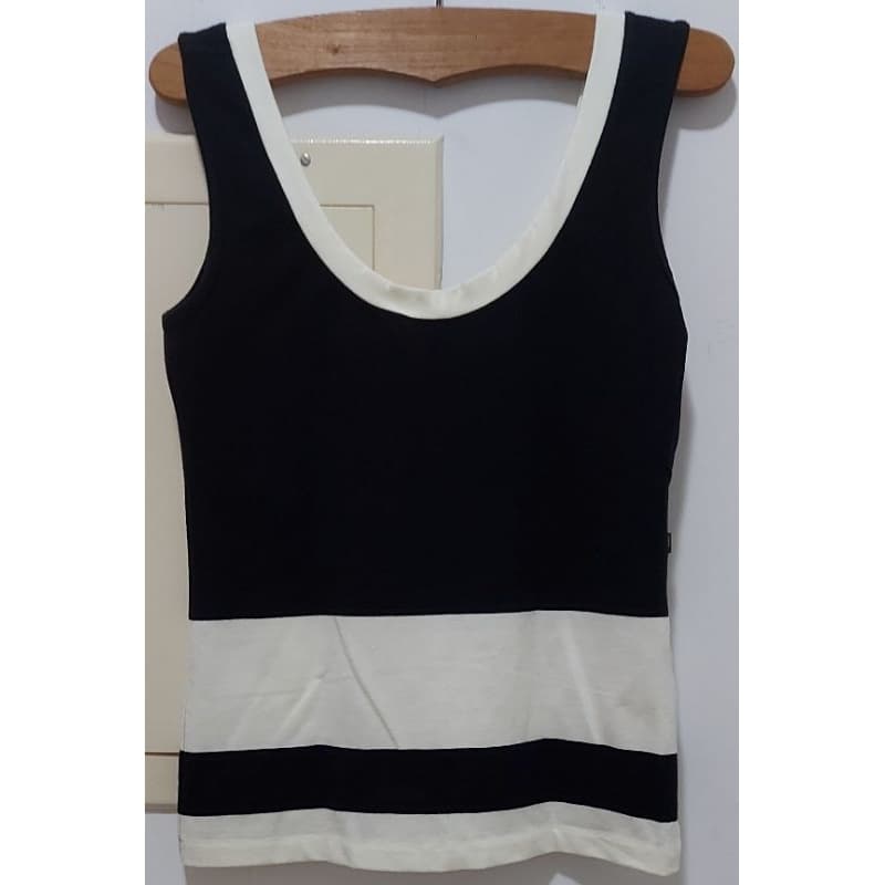 Regata, Camiseta, Blusa Preta e Off White/M