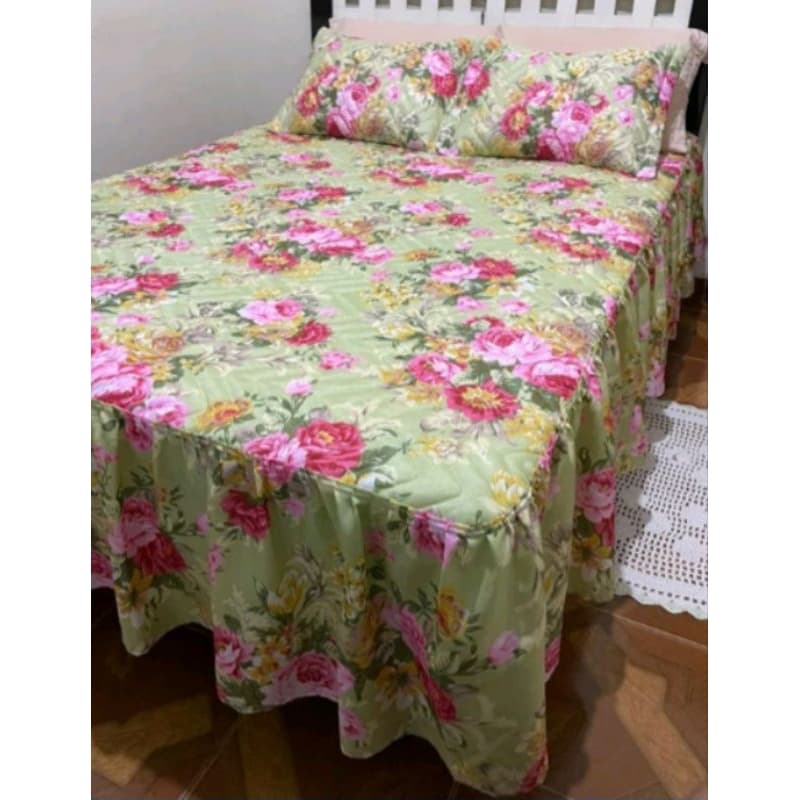 COLCHA COM BABADO 3 PEÇAS PROMOÇÃO DE LANÇAMENTO