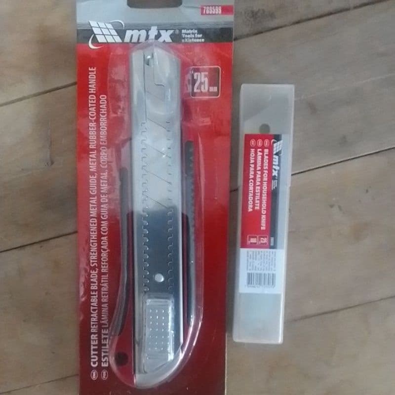 Estilete profissional mais uma cx com 10 lâmina 25mm