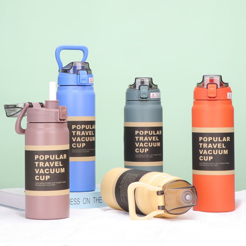 Garrafa Térmica Grande em Aço Inox com Canudo Alça e Trava Parede Dupla 900ML