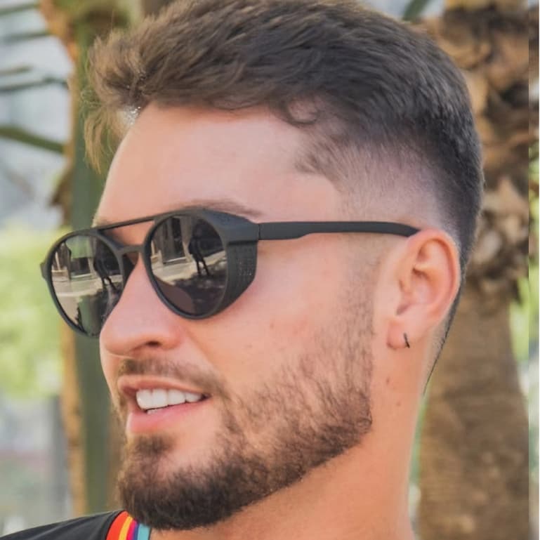 oculos masculino de sol redondo UV400 com protecao lateral ciclismo a prova de vento brasil