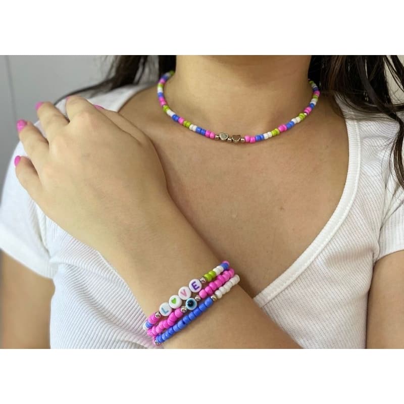 Colar de miçanga /Conjunto colar e pulseiras de miçangas coloridas/Colar praia