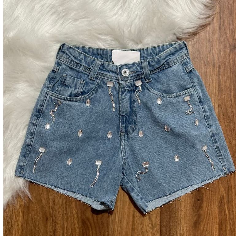 Short Jeans cintura alta feminino com pedras brilhantes pedras preciosasaplicação
