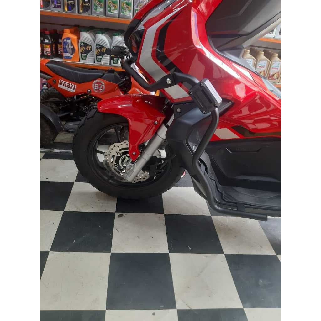Protetor de Carenagem Adv 150 19/24 não acopanha borracha