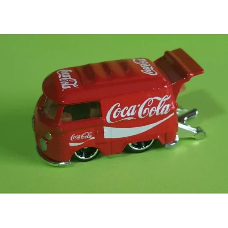 VW KOMBI COOL COCA COLA CUSTOM HOT WHEELS ESCALA 1.64 TAMANHO 6CM 6CM NOVO ACOMPANHA EMBALAGEM DE ACETATO