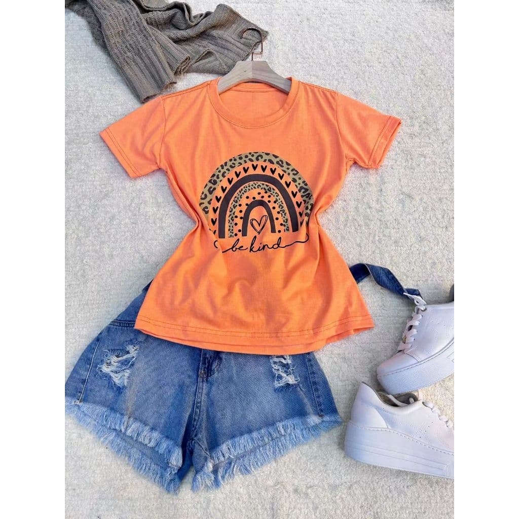 Blusa Feminina Estampa Arco-Íris - Cores Vibrantes para um Look Moderno e Alegre
