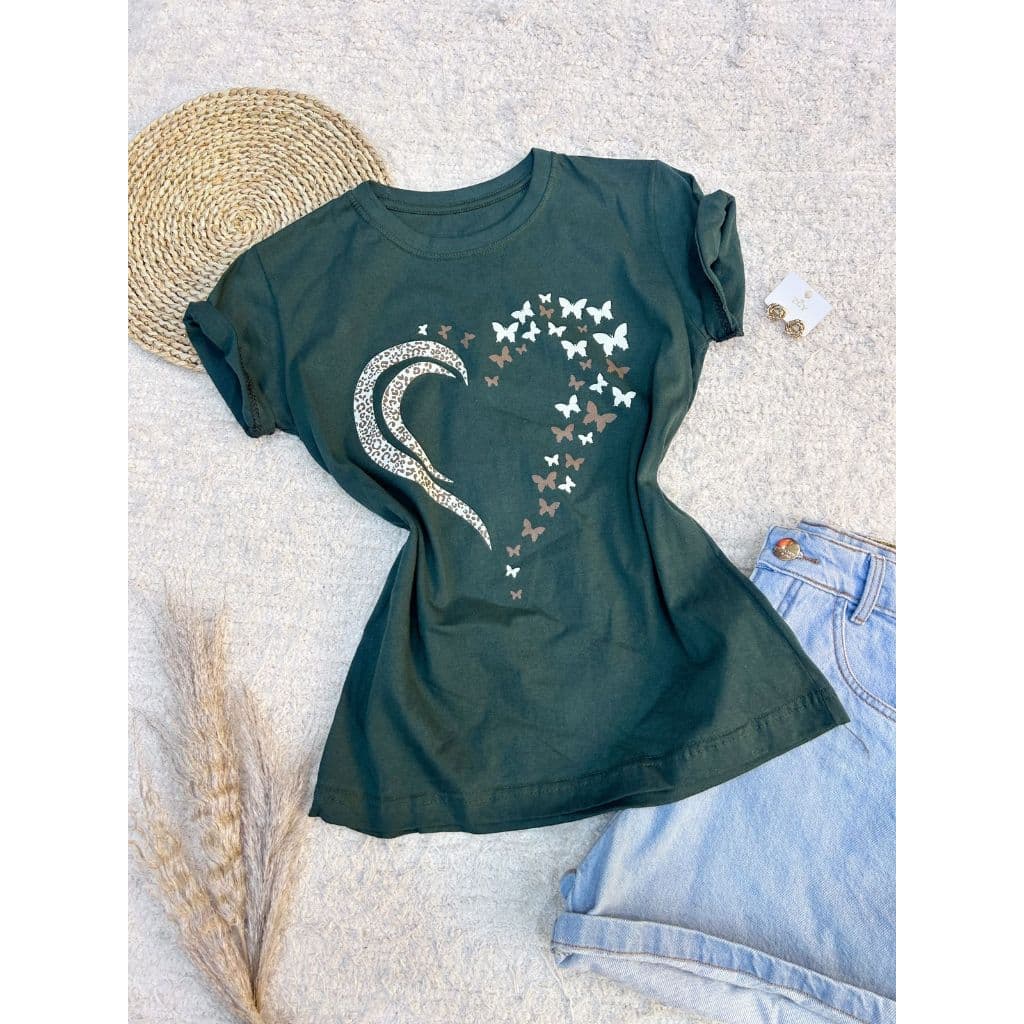 Camiseta Feminina Coração Borboleta