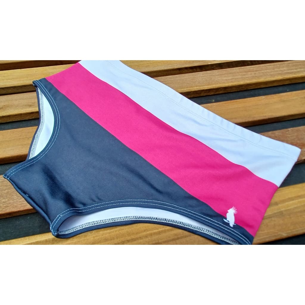 Sunga Estampada Adulto Estampa Listrada Azul, Rosa e branca