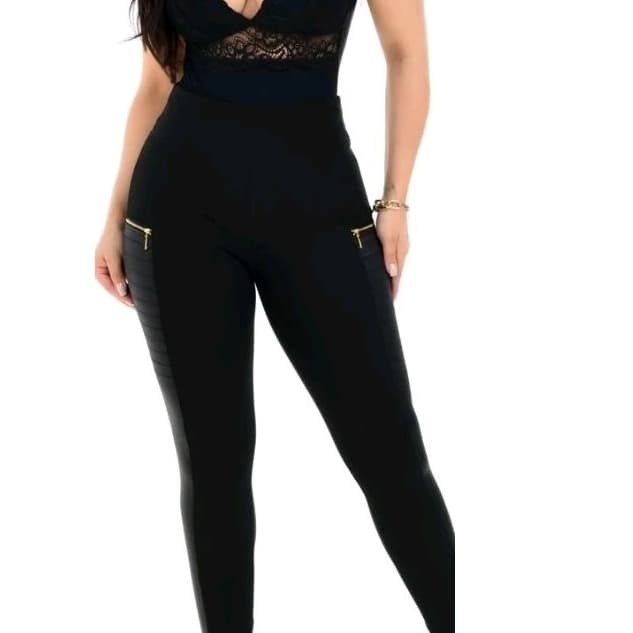 Calça feminina montaria gorgurao cintura alta com bolso.