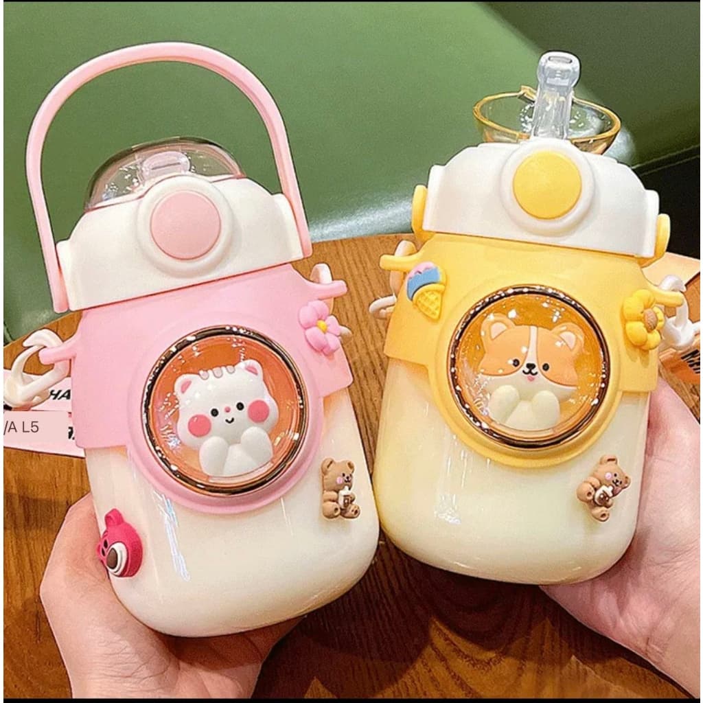 Garrafa infantil 820 ML com cordão e canudo anti vazamento e livre de BPA
