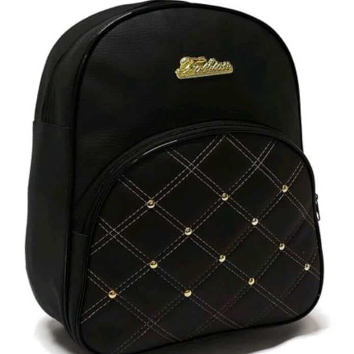 Mochila Feminina Em Couro Sintético. Bolsas e Mochilas Femininas 352