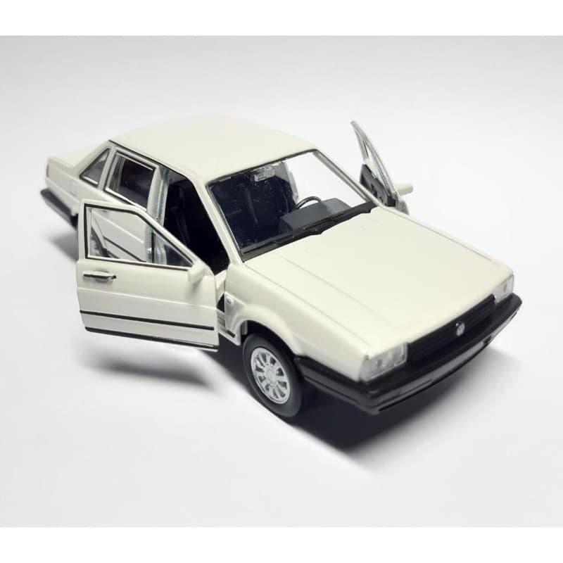 Carrinho Miniatura VW SANTANA 1989 ORIGINAL Escala 1/36