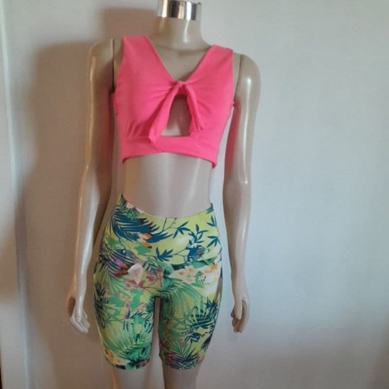 conjunto bermuda e top