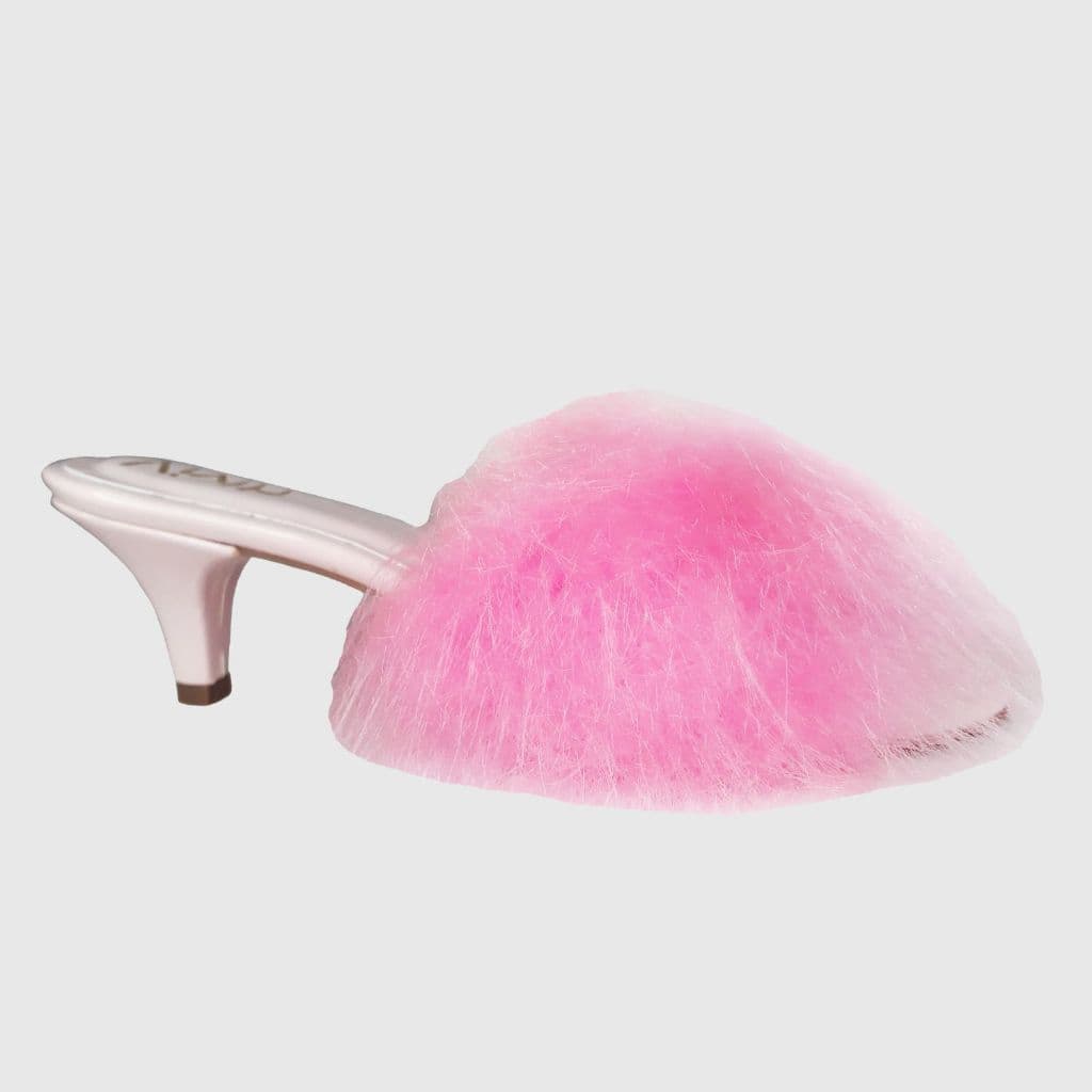 Tamanco de Pelúcia Kitten Heel