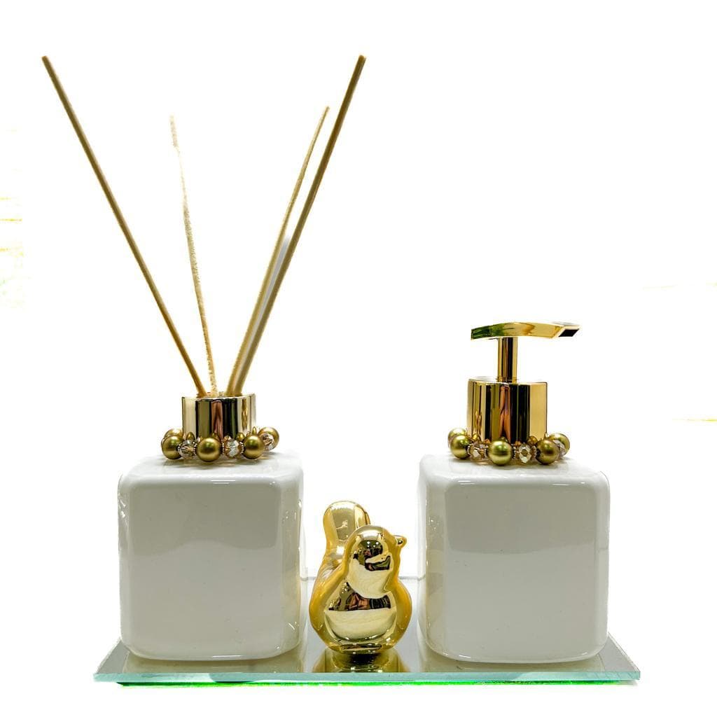 KIT LAVABO PET COM AROMATIZADOR, SABONETEIRA E PASSARINHO