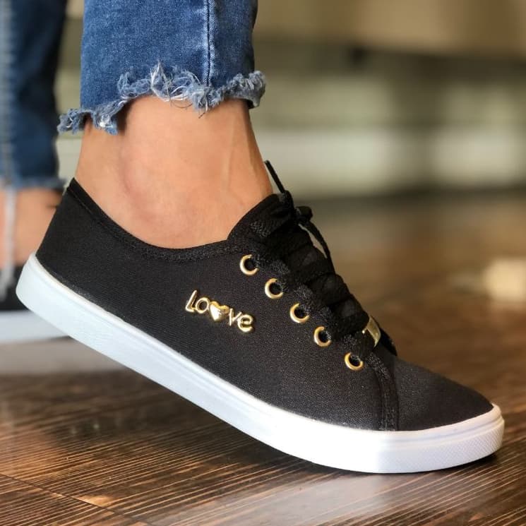 Tênis Feminino Pingente Love Básico Casual Conforto