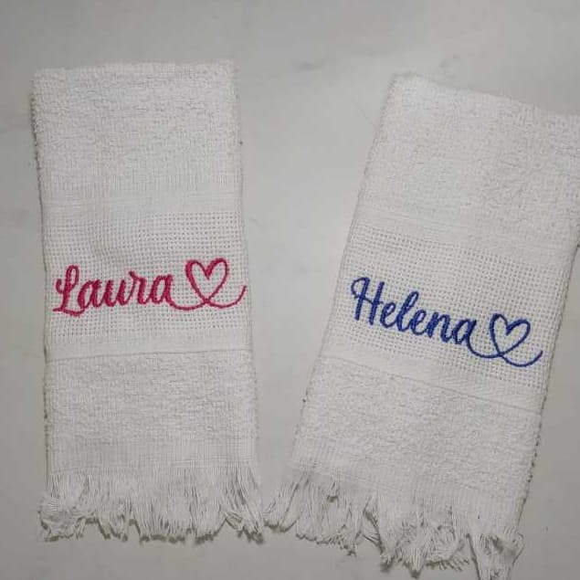 Toalhinhas escolar  bordada personalizada com nome