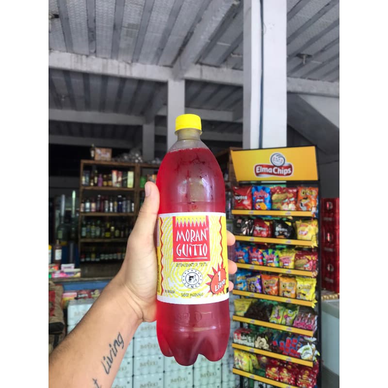 Moranguito 1 Litro Refrigerante Macaé de morango importado nacional envio seguro rapido e seguro cor
