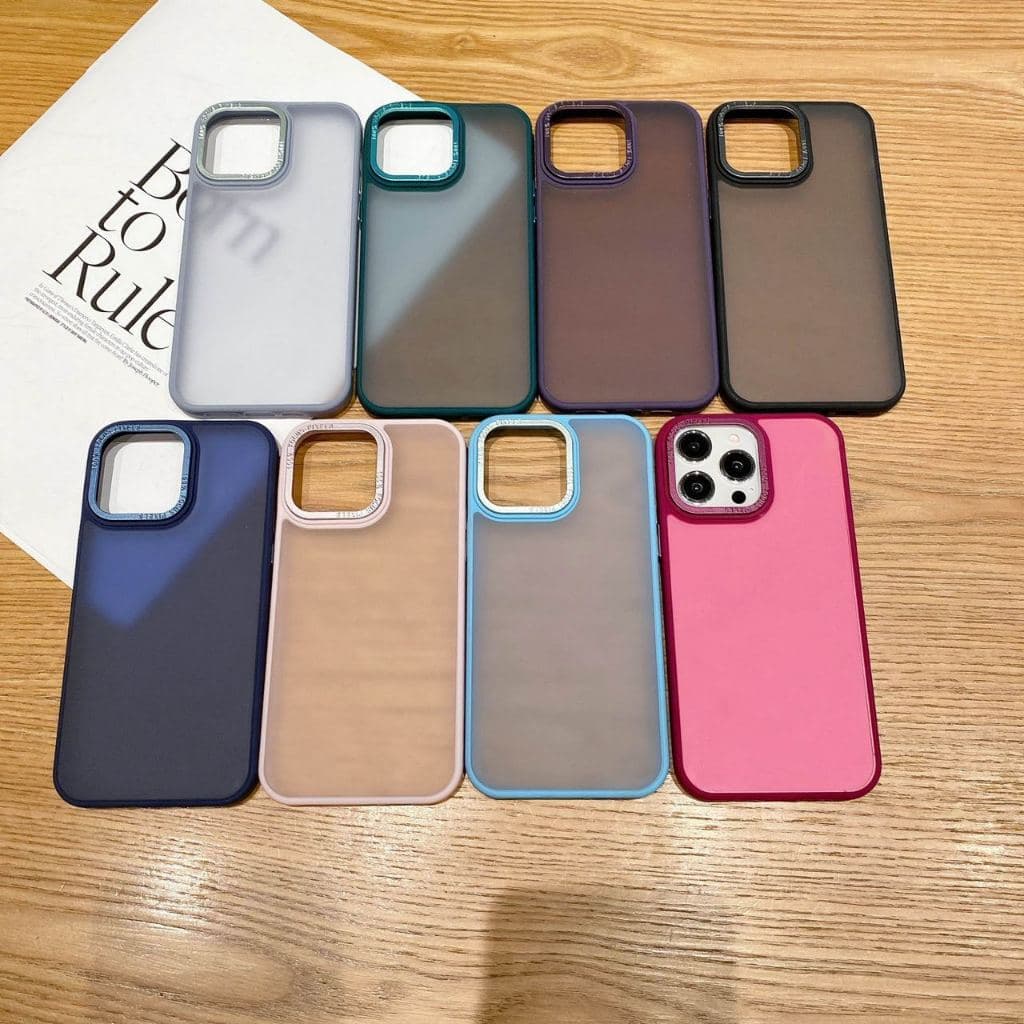 Capa Space Acrilica Colorida com detalhe metalizado Para de iPhone 11 pro max 12 pro max 13 pro max