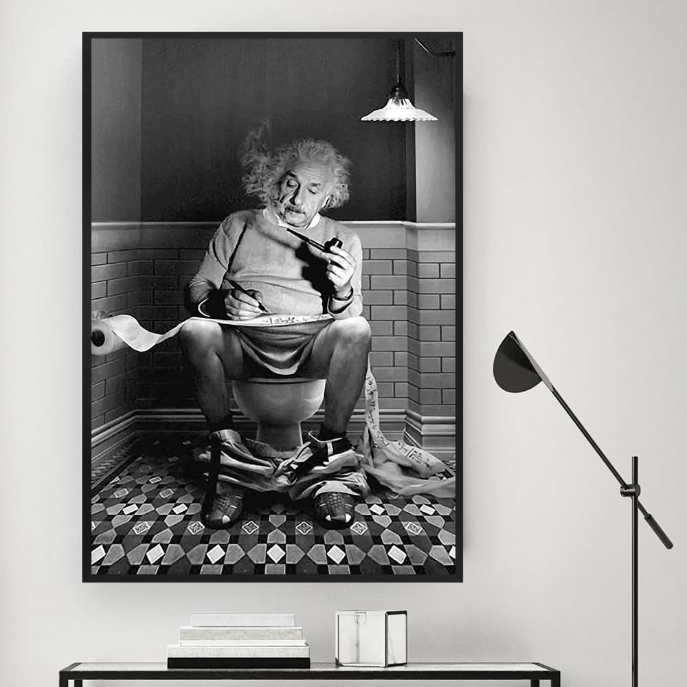 Quadro Decorativo 1 Peça 40x60 Einstein Sentado No Vaso Sanitário Leitura Jornal Preto Branco Fotografia Moderno Decoração Para Casa Sala Quarto Hall