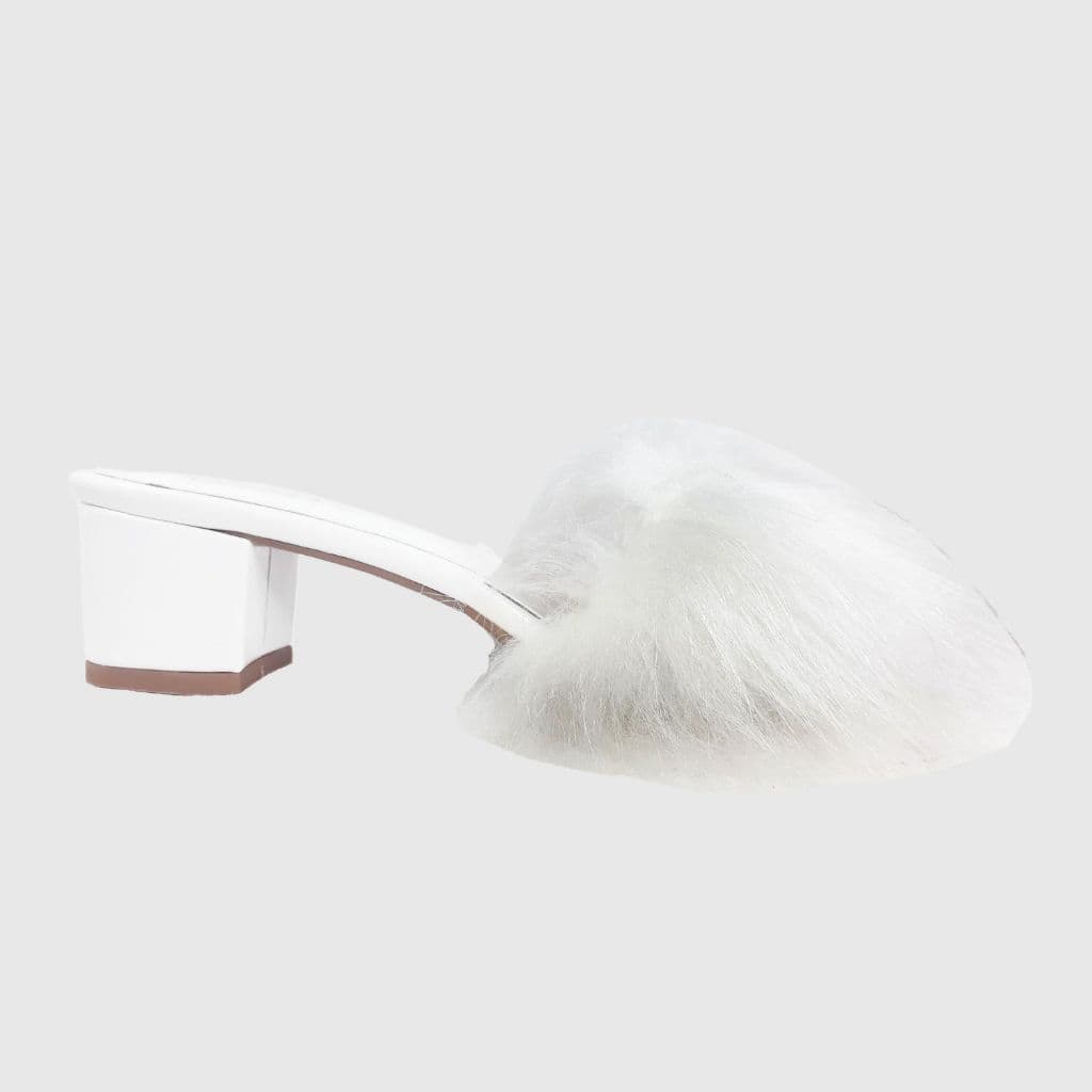 Tamanco de Pelo com Salto Baixo - Tamanco de Pelo - Exclusivo - Vivih