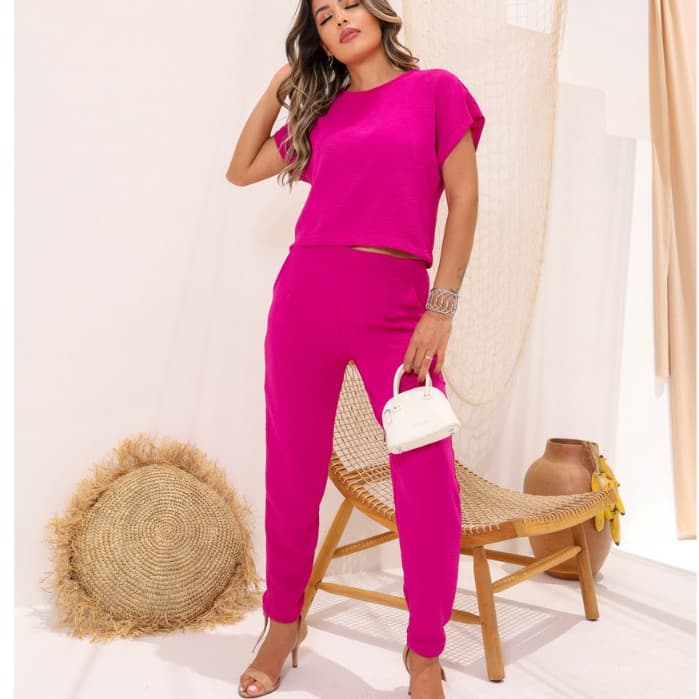 CONJUNTO FEMININO DUNA CALÇA RETA ALFAIATRIA E CROPPED SOCIAL
