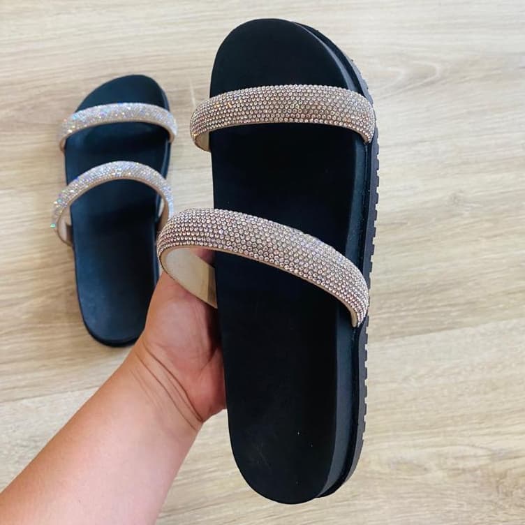 Sandália Flat Nanda Ramos Preta Strass Prata Papete Flatform Feminina Estilo Birken