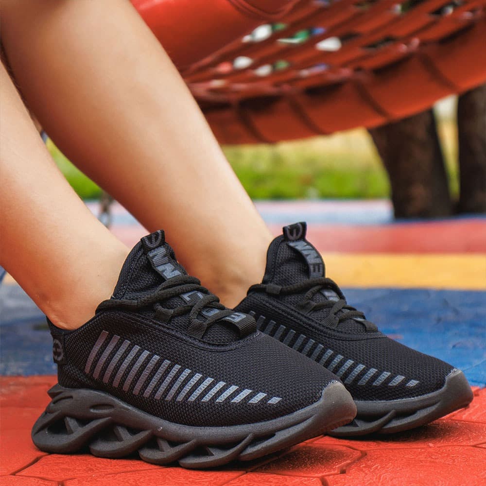 Tênis Infantil Menino Menina Unissex Black Preto Escolar Volta As Aulas Tecido Respiravel Tendencia