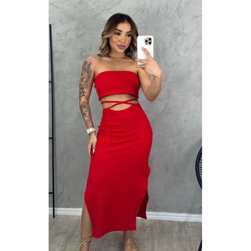 Conjunto saia midi detalhe em amarração e fenda, Cropped Tomara que caia moda Gringa
