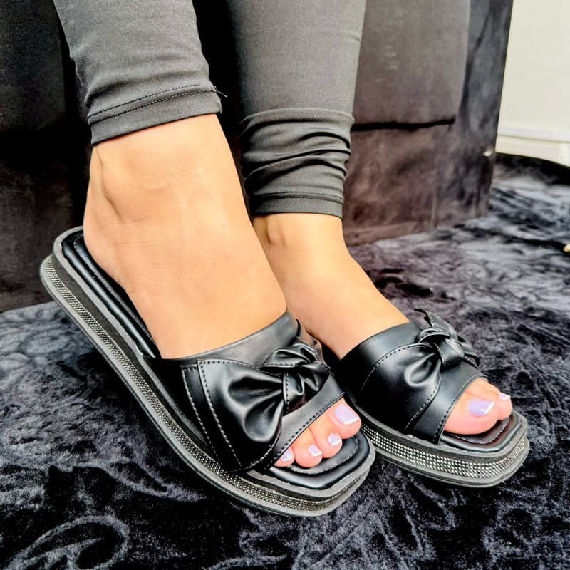 chinelo confortável sola estilosa com detalhe em brilho (modelo coração 044)