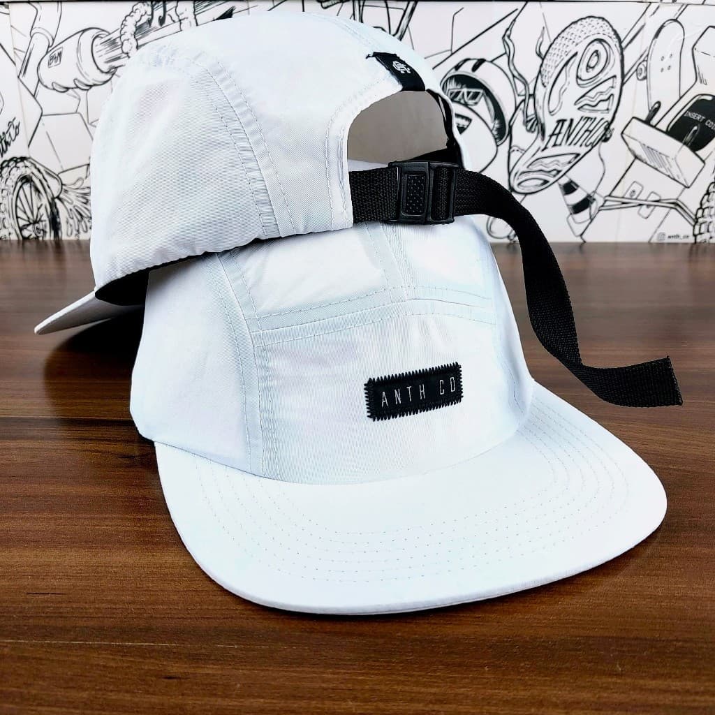 Bonés Five Panel Aba Reta Impermeável Fitão Strapback Anth Co Original Premium 5 Panel Skatista Five Painel Preto Branco Liso Moda Skate Streetwear High Tactel