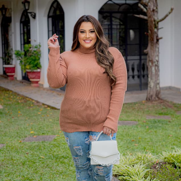 Blusa Cacharrel Canelada Gola Alta Manga Longa Plus Size