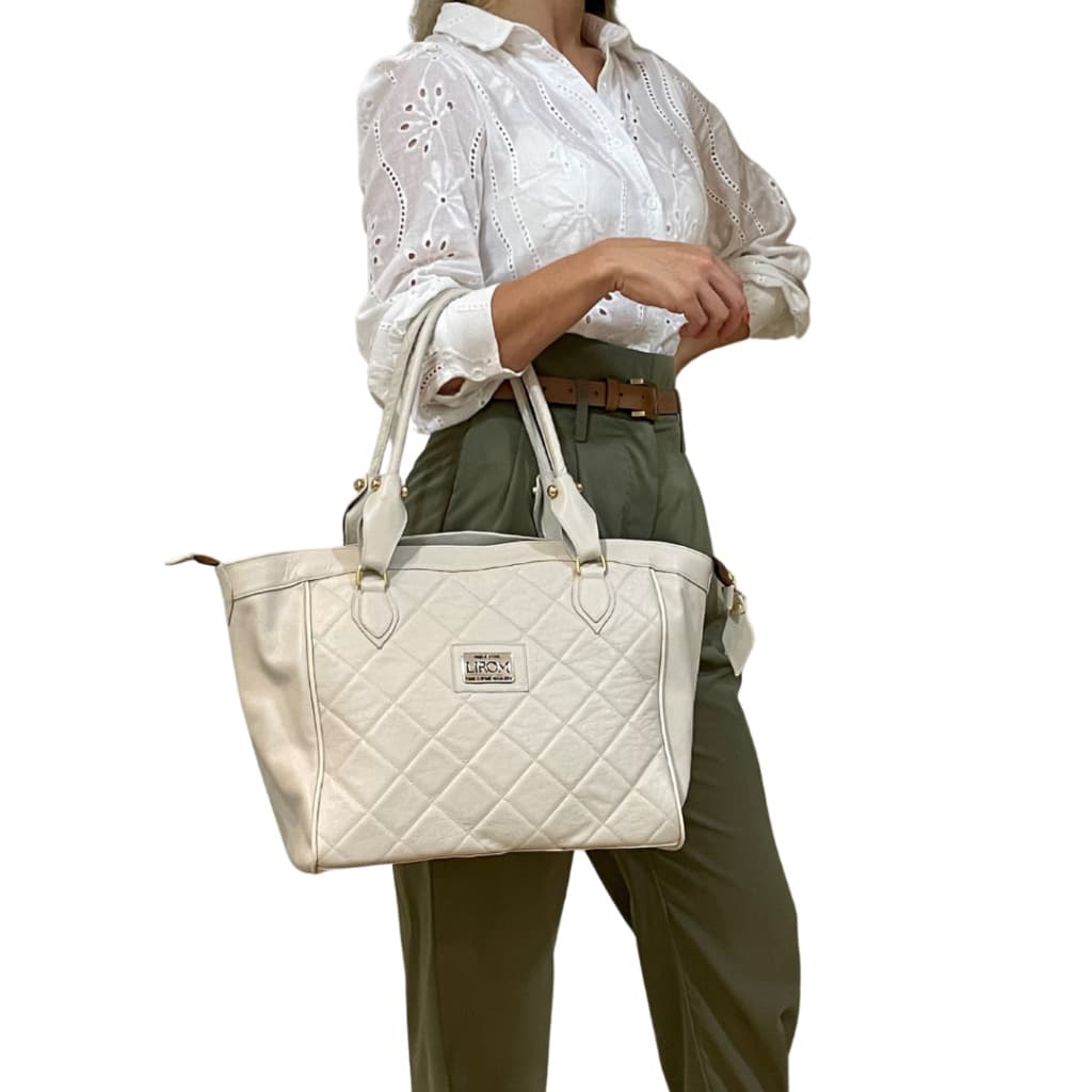 Bolsa Feminina Grande Em Couro Legitimo Marca Lirom Sofisticada e Luxuosa