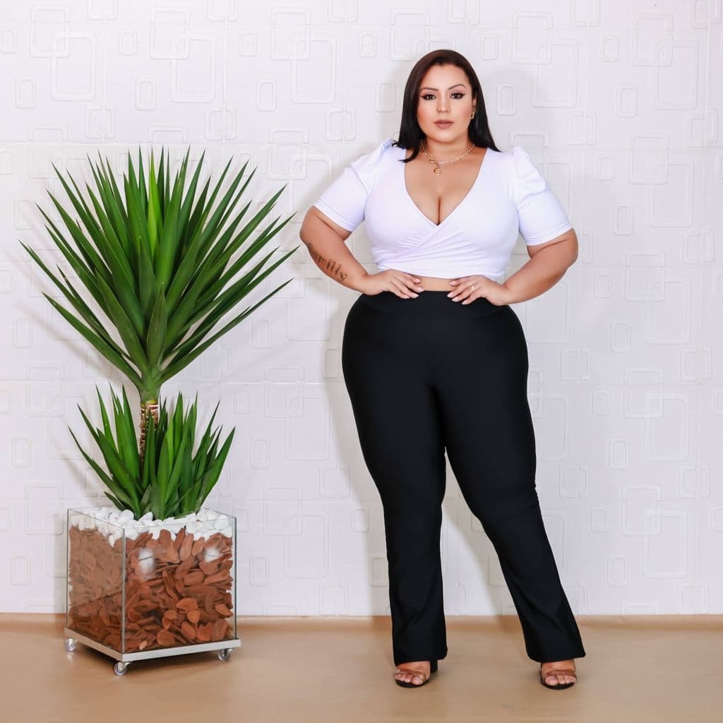 Calça Legging Flare Plus Size Feminina G1/G2/G3 Suplex Flanelado Premium