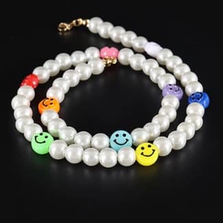 1 Peça joias Colar de perolas Smile Colorido Translucidas brilha no escuro feminino masculino