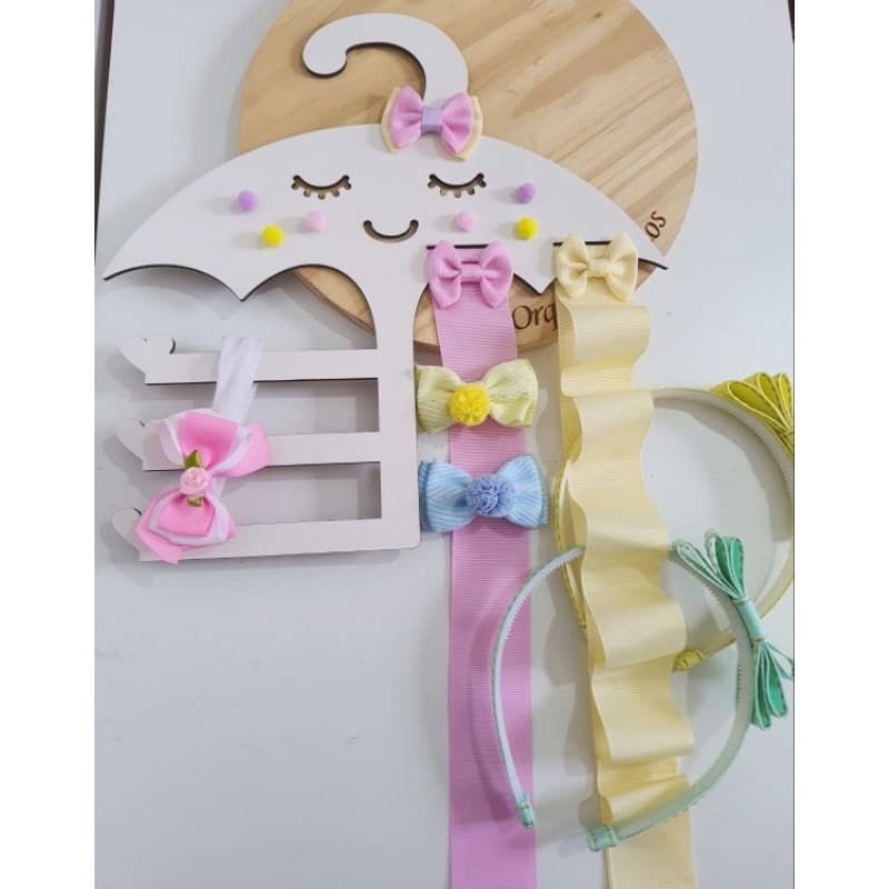 Organizador 2x1 bebê e irma mais velha, porta laço de faixinha ,laço bico pato e tiara.