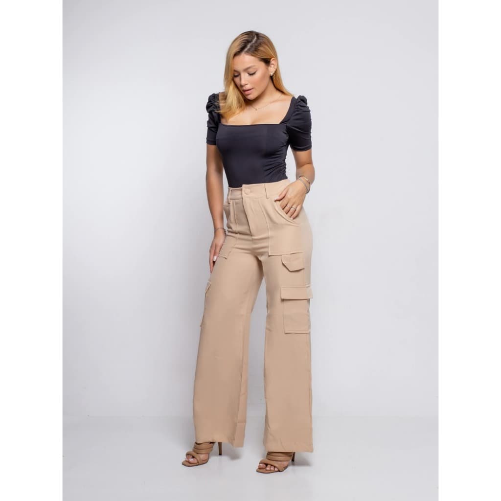 Calça Cargo com Bolso e Botão. CL-0021