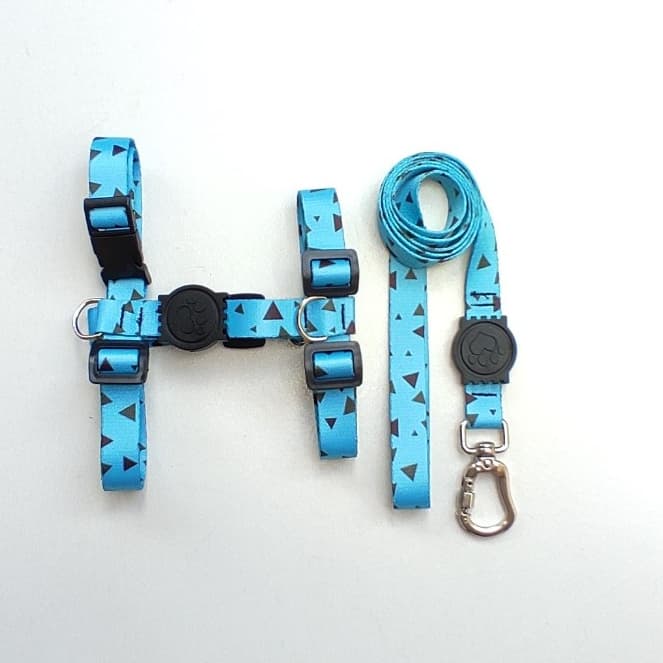 Peitoral H Anti-Puxão para Cachorros - Azul BB com detalhes em Preto