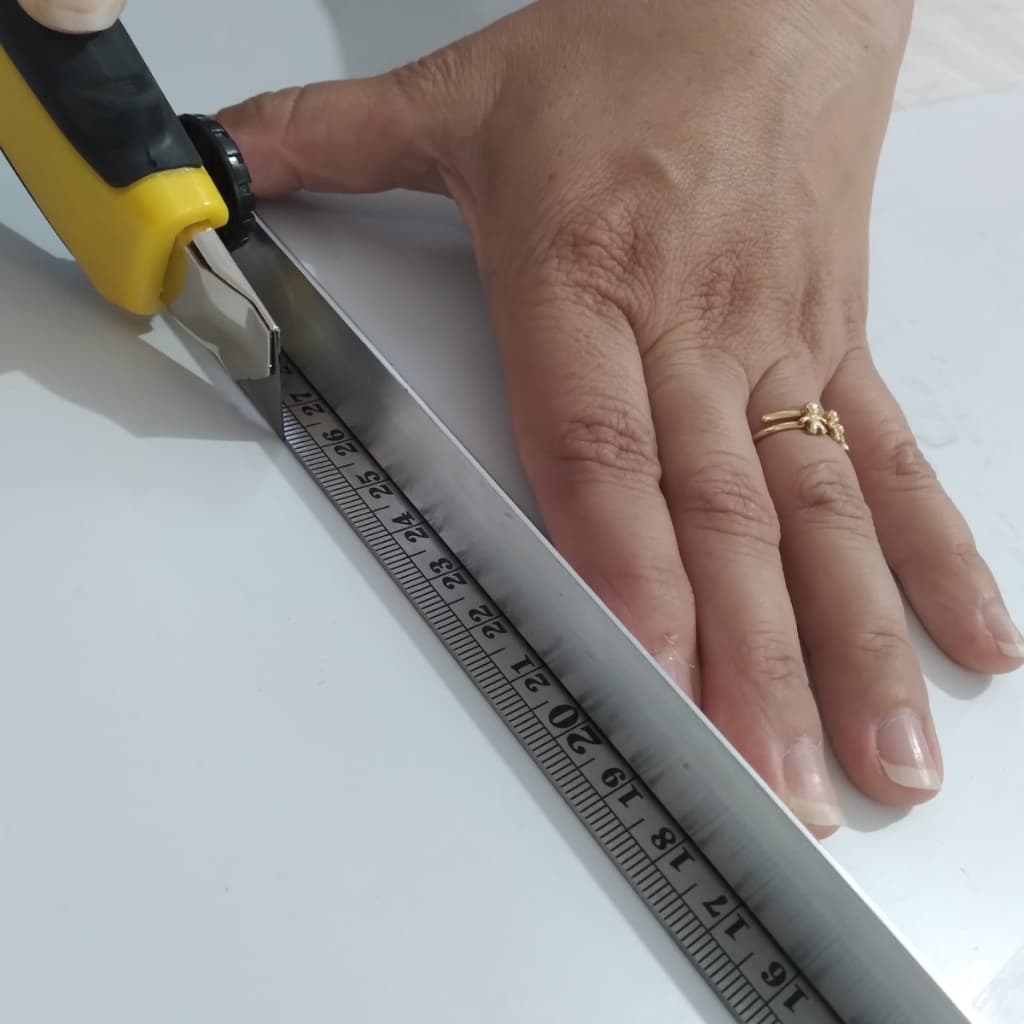 Régua de Metal 30cm Com Proteção Para Dedos Aço Inox Anti-corte