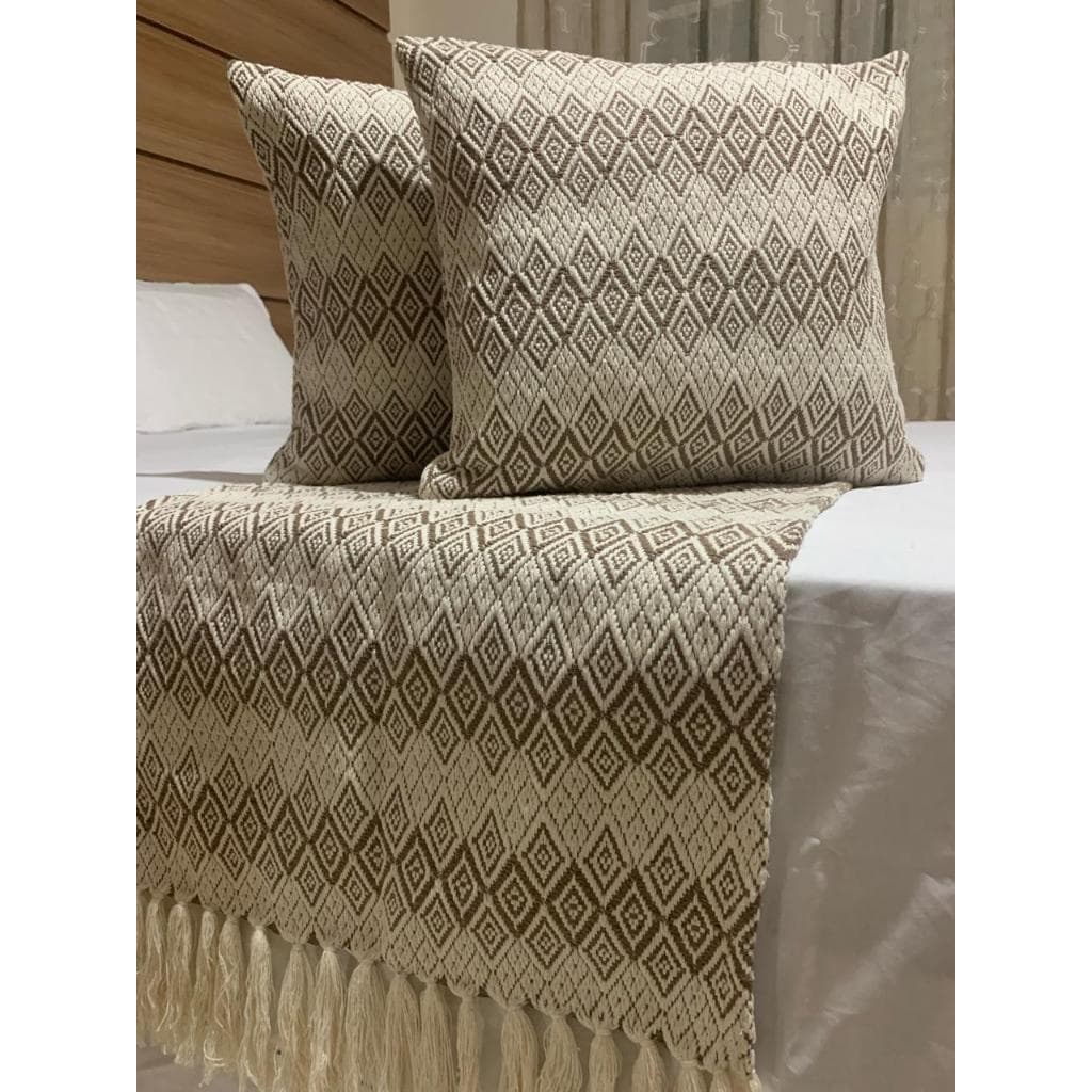 Peseira de cama 100% algodão, Casal/ queen ou king. Capa opcional, forme um lindo kit!