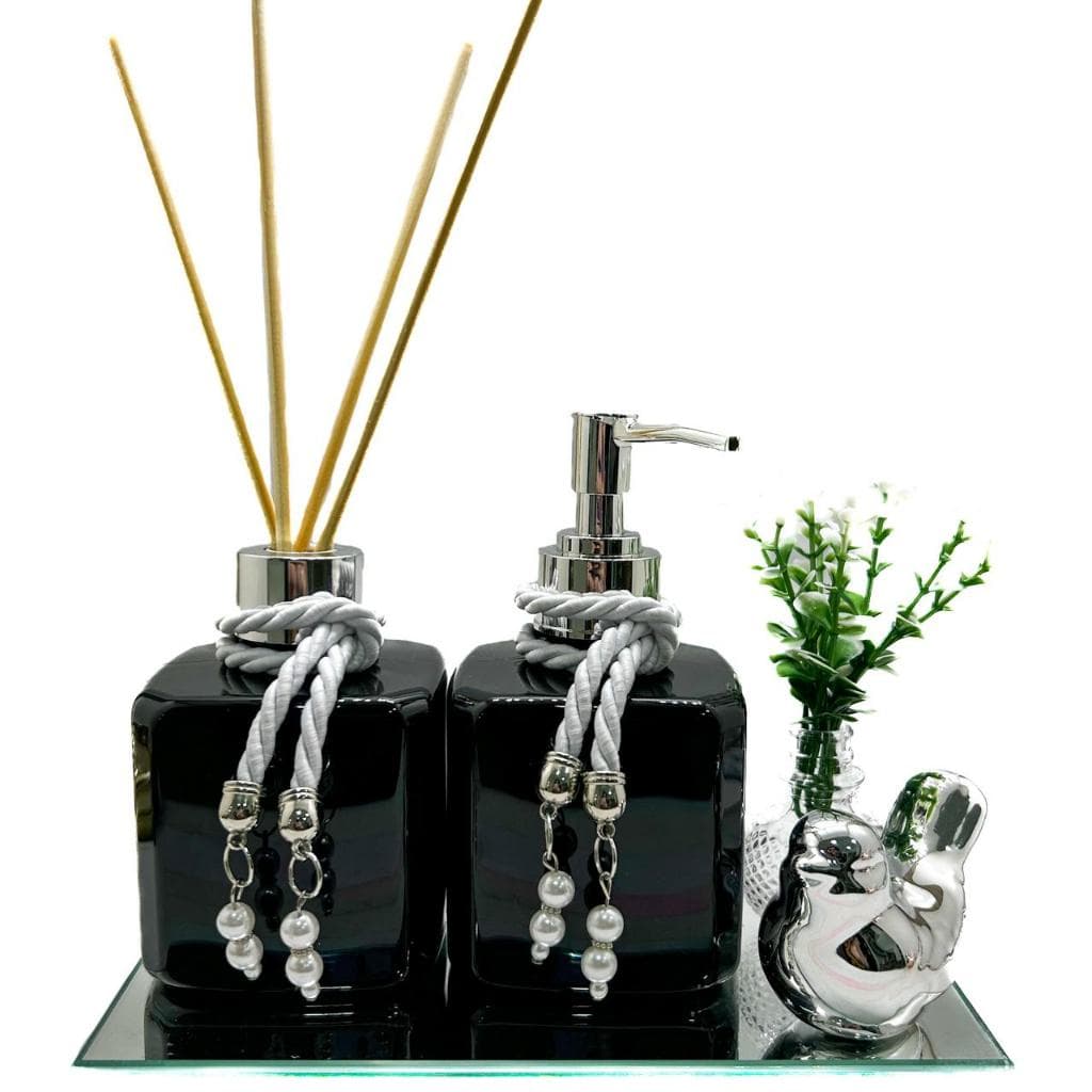 Kit Lavabo Frascos "Turmalina" (PET) Com Enfeite de Pássaro Para Difusor Sabonete Álcool