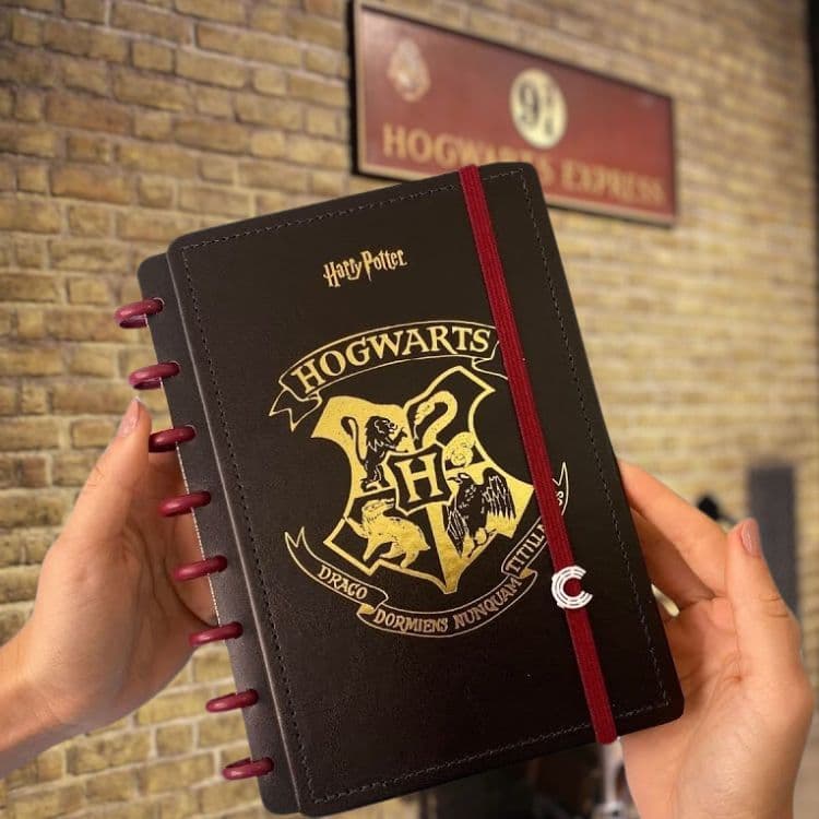 Caderno By Harry Potter CADERNO INTELIGENTE