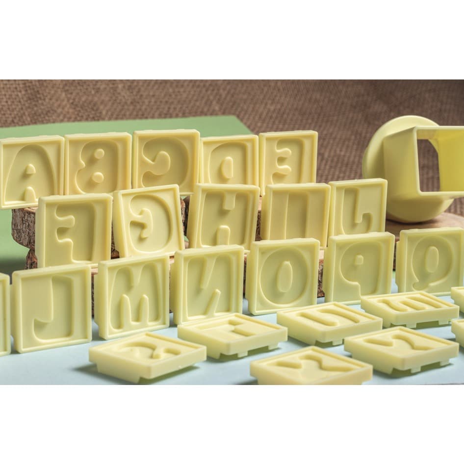 Kit Moldes Ejetor Max Modelador de Doces Letras Blue Star