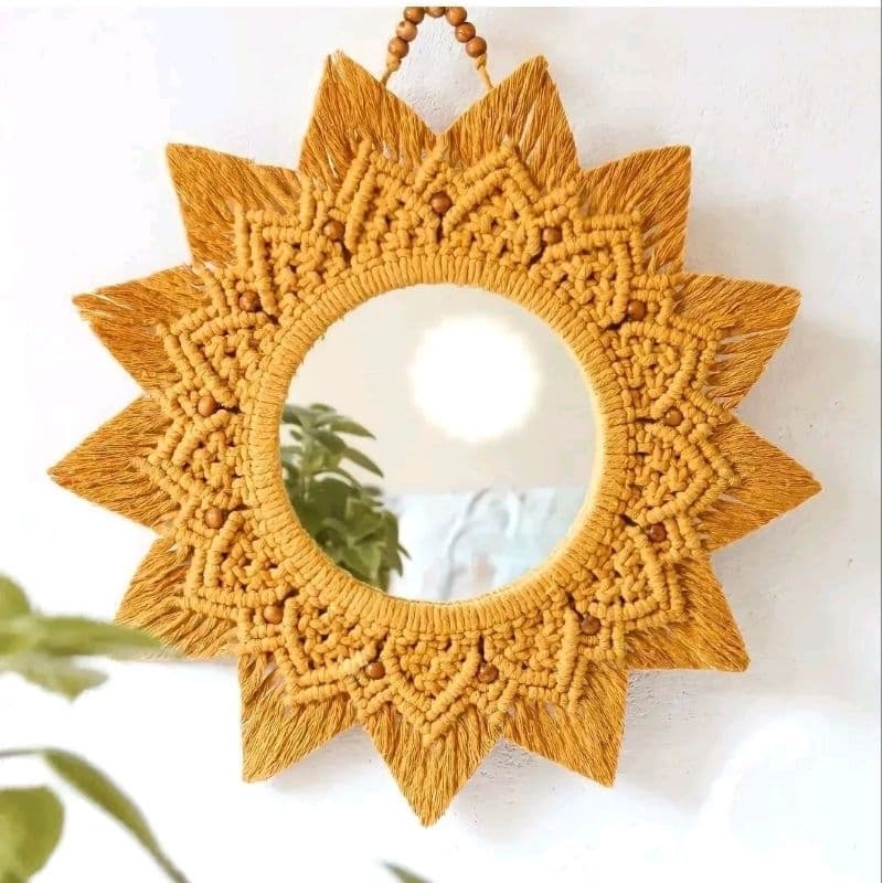 Mandala Raio de Sol com espelho em macrame