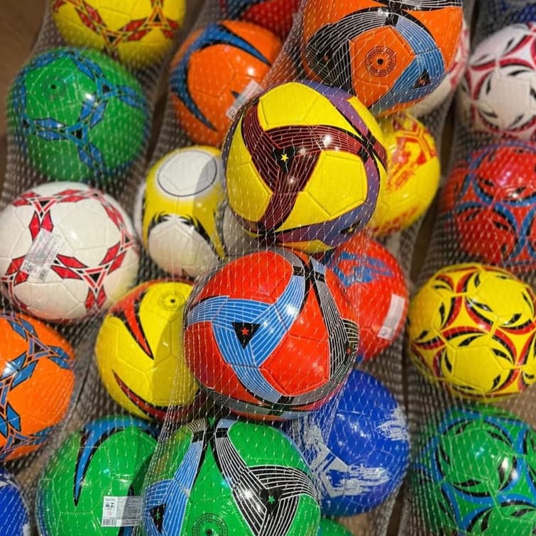 kit 23X Bola De Futebol Grande N°5 Profissional Cores Aleatórias