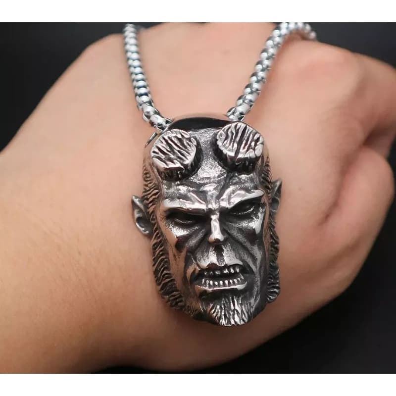 Cordão com Pingente em Aço Inox Hellboy Filmes