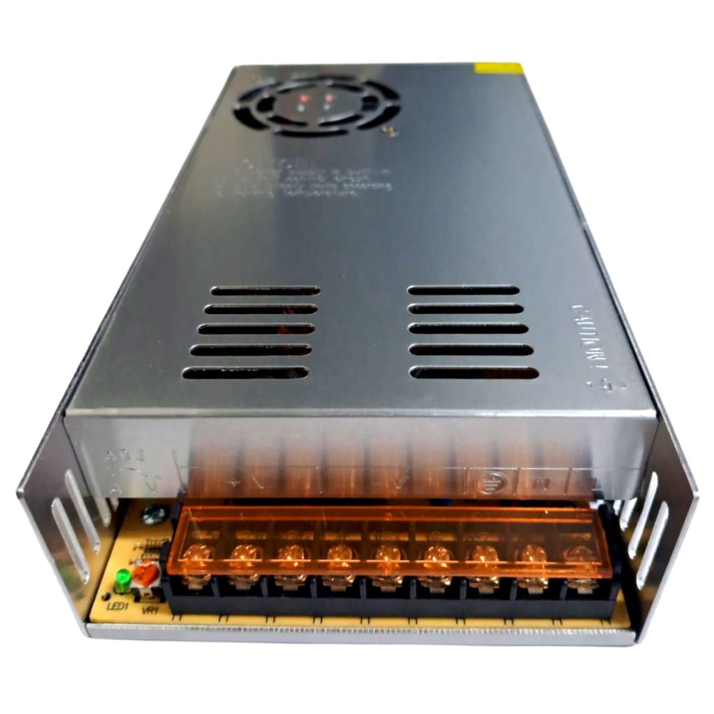 Fonte Chaveada 50A Fonte de Alimentação para Fita Led Som Automotivo Bivolt Premium 12V