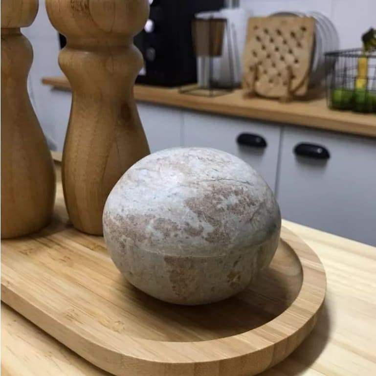 Saleiro Pedra Sabão Porta Alimentos Bola - circunferência 8 cm